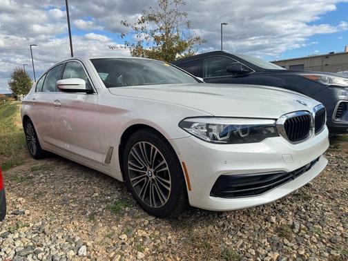 2019 BMW 540 540i