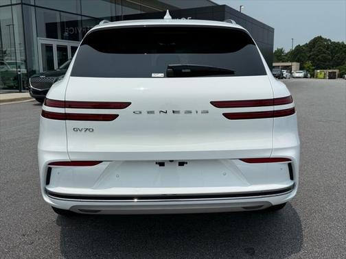 2026 Genesis Electrified GV70 Standard