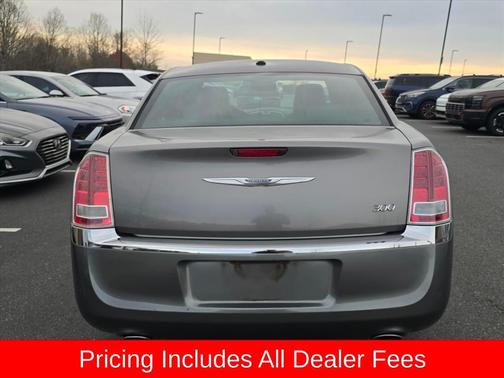 Tungsten Metallic Clearcoat 2011 Chrysler 300 Limited