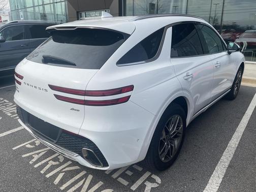 2022 Genesis GV70 2.5T AWD