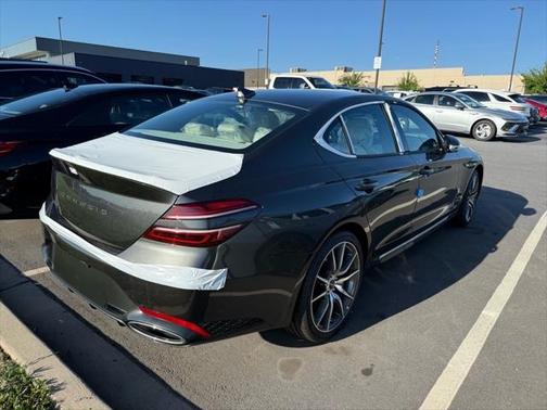 2026 Genesis G70 2.5T RWD