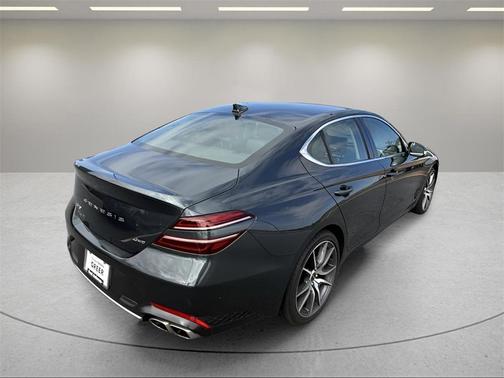 2023 Genesis G70 2.0T AWD