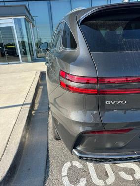 Makalu Gray 2026 Genesis GV70 2.5T Advanced