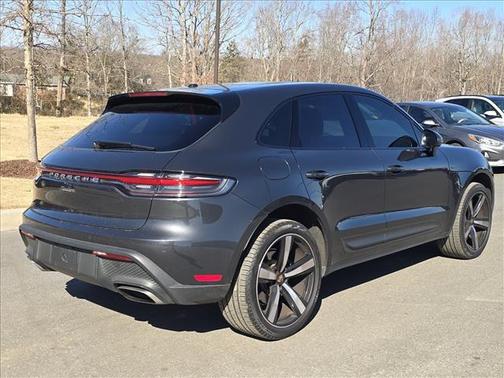 2023 Porsche Macan T