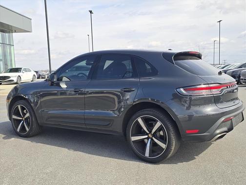 2023 Porsche Macan T