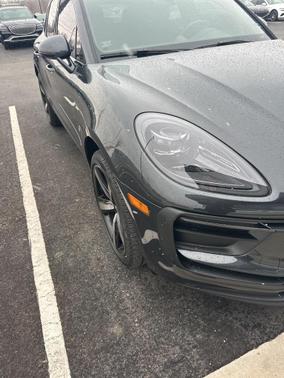 2023 Porsche Macan T