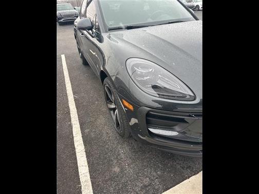 2023 Porsche Macan T