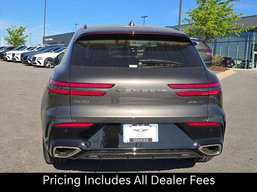 Makalu Gray 2026 Genesis GV70 3.5T Sport Prestige