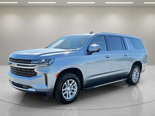 2023 Chevrolet Suburban LT