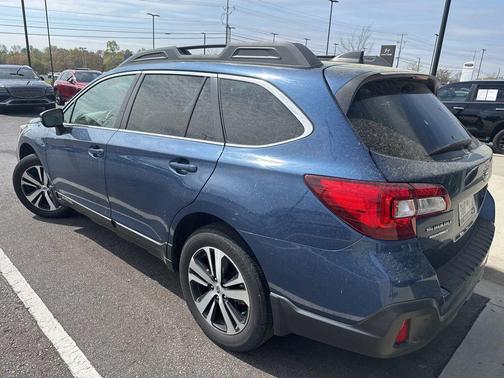 Abyss Blue Pearl 2019 Subaru Outback 2.5i Limited