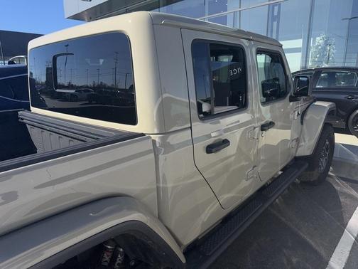 2022 Jeep Gladiator Mojave 4x4