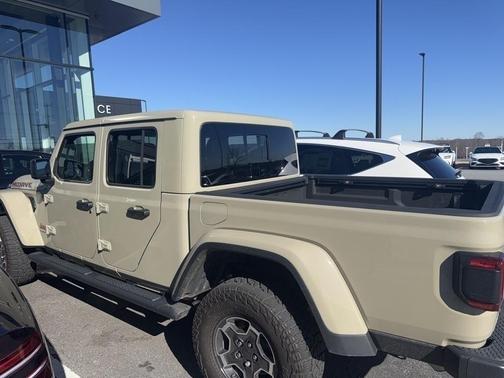2022 Jeep Gladiator Mojave 4x4