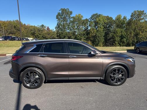 2019 INFINITI QX50 ESSENTIAL