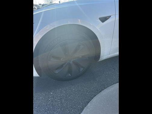 Pearl White 2025 Tesla Model 3 Long Range