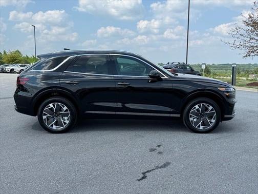 2026 Genesis Electrified GV70 Standard