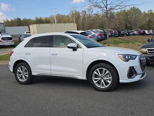 2021 Audi Q3 45 S line Premium