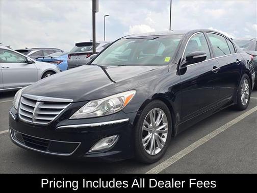 Caspian Black 2014 Hyundai Genesis 3.8