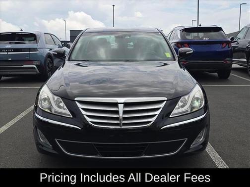 Caspian Black 2014 Hyundai Genesis 3.8