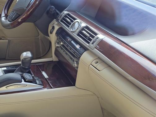 2016 Lexus LS 460 Base