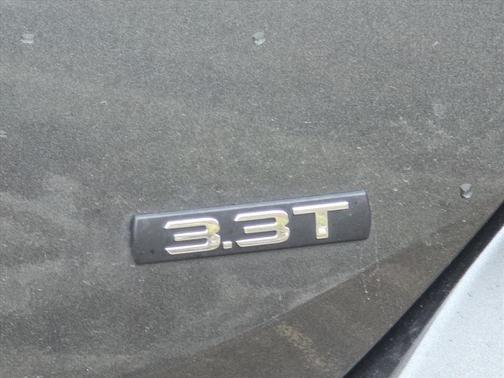 2023 Genesis G70 3.3T RWD