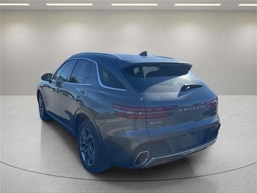 2022 Genesis GV70 2.5T AWD