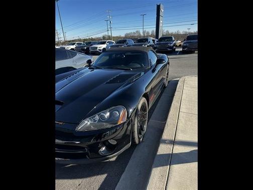 2003 Dodge Viper SRT10