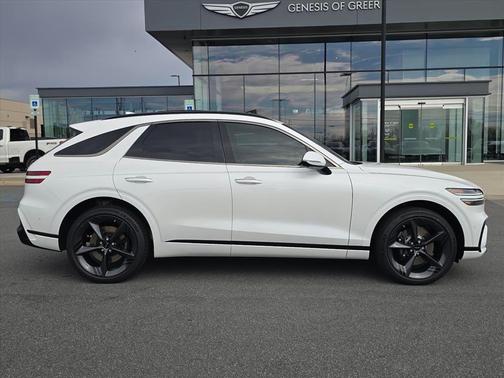 Uyuni White 2026 Genesis GV70 2.5T Sport Prestige