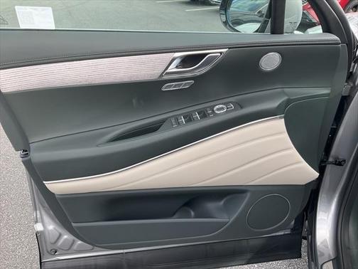 2025 Genesis GV80 2.5T