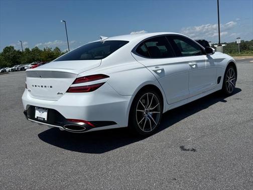 2025 Genesis G70 2.5T AWD