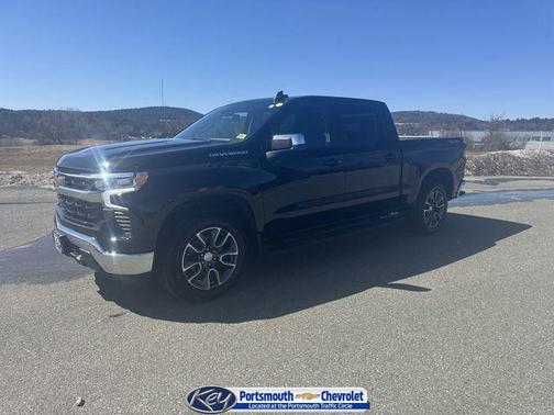 Black 2022 Chevrolet Silverado 1500 LT