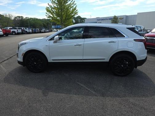 2022 Cadillac XT5 Premium Luxury