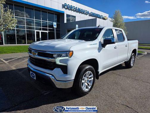 Summit White 2025 Chevrolet Silverado 1500 LT