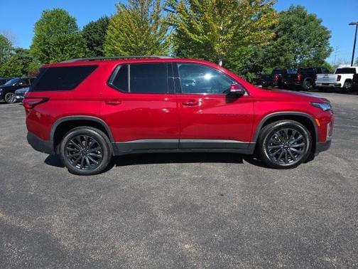2022 Chevrolet Traverse RS