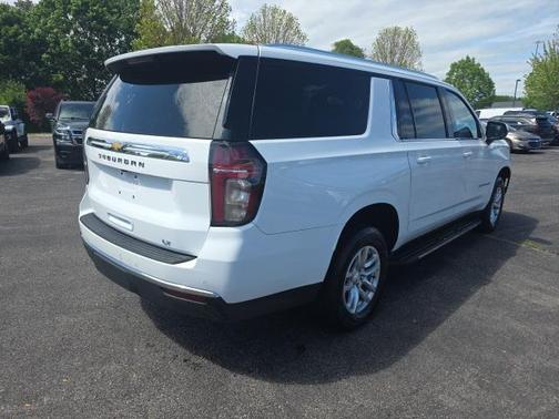 2022 Chevrolet Suburban LT