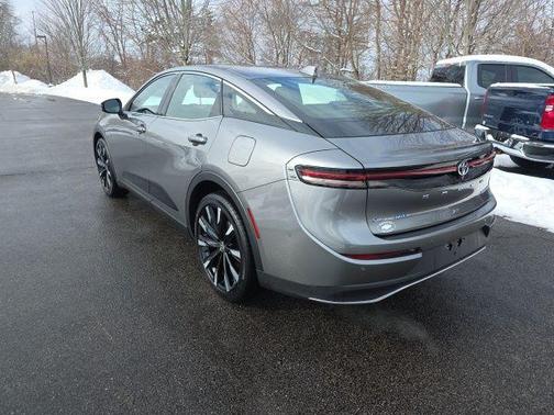 2024 Toyota Crown Platinum