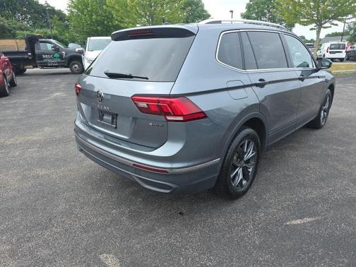 2022 Volkswagen Tiguan 2.0T SE 4MOTION