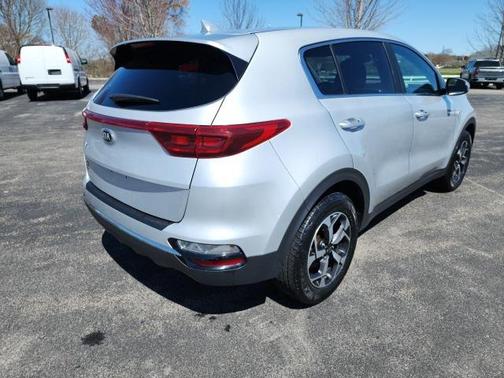 2022 Kia Sportage LX