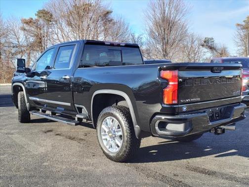 2025 Chevrolet Silverado 2500 High Country