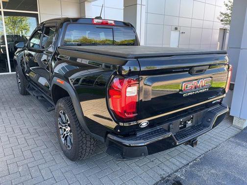 Onyx Black 2024 GMC Canyon AT4