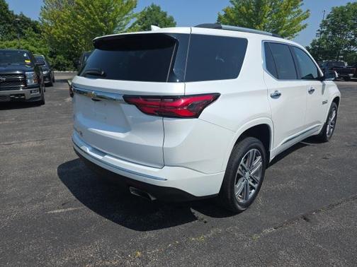 2023 Chevrolet Traverse High Country