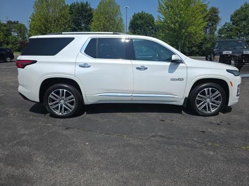 2023 Chevrolet Traverse High Country
