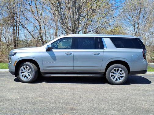 Sterling Gray Metallic 2026 Chevrolet Suburban Premier