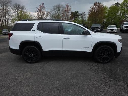 2022 GMC Acadia AWD SLE