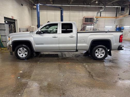 Quicksilver Metallic 2019 GMC Sierra 1500 SLE