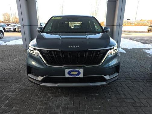 2023 Kia Carnival EX