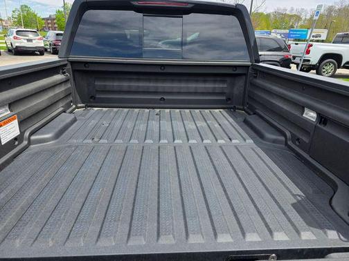 Platinum White 2025 Honda Ridgeline Black