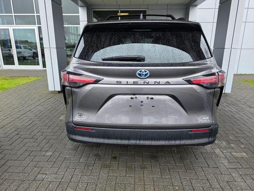 Predawn Gray Mica 2021 Toyota Sienna XLE 7 Passenger