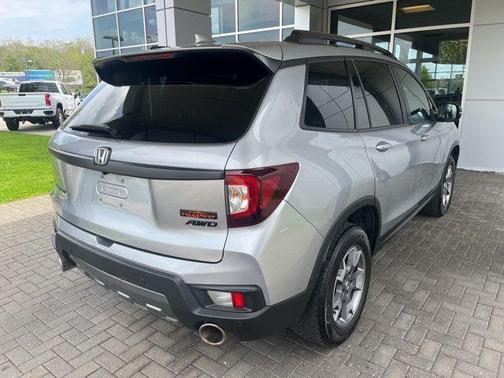 Lunar Silver Metallic 2023 Honda Passport AWD TrailSport