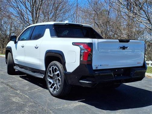 2025 Chevrolet Silverado EV RST