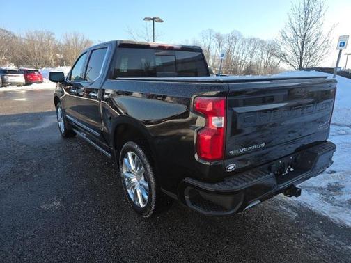 2022 Chevrolet Silverado 1500 High Country